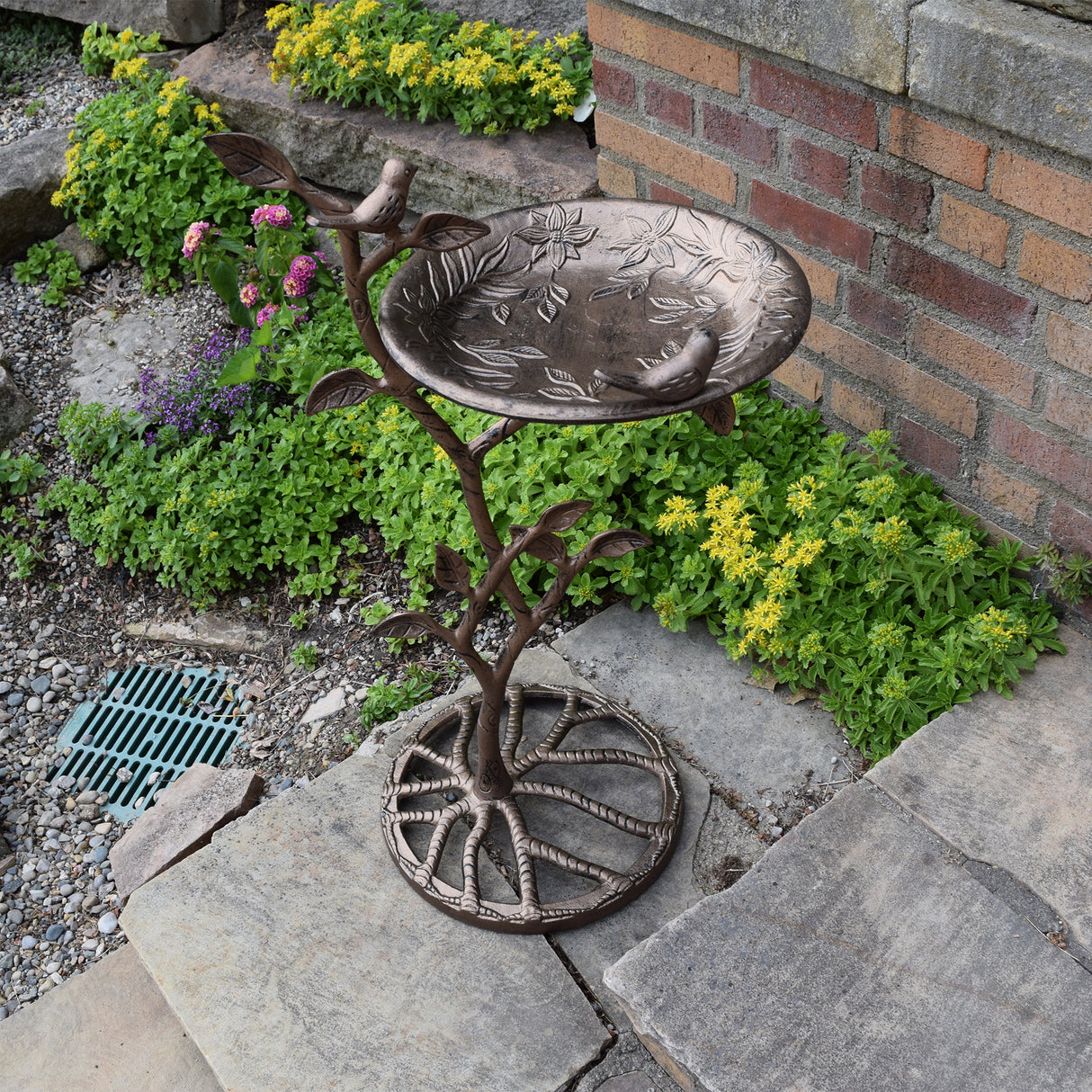 Cast Aluminum 33-in Metal Bird Bath with Branch and Two Birds Sharicks