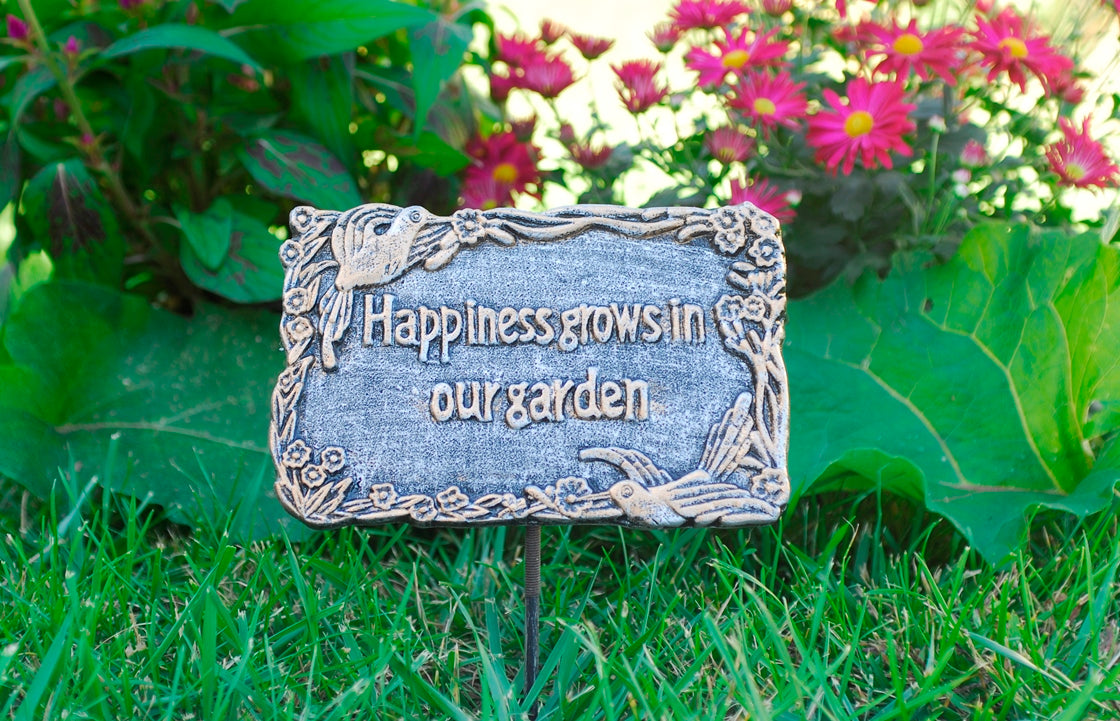 Antique Pewter Metal Garden Marker Happiness Grows In Our Garden - Sharicks