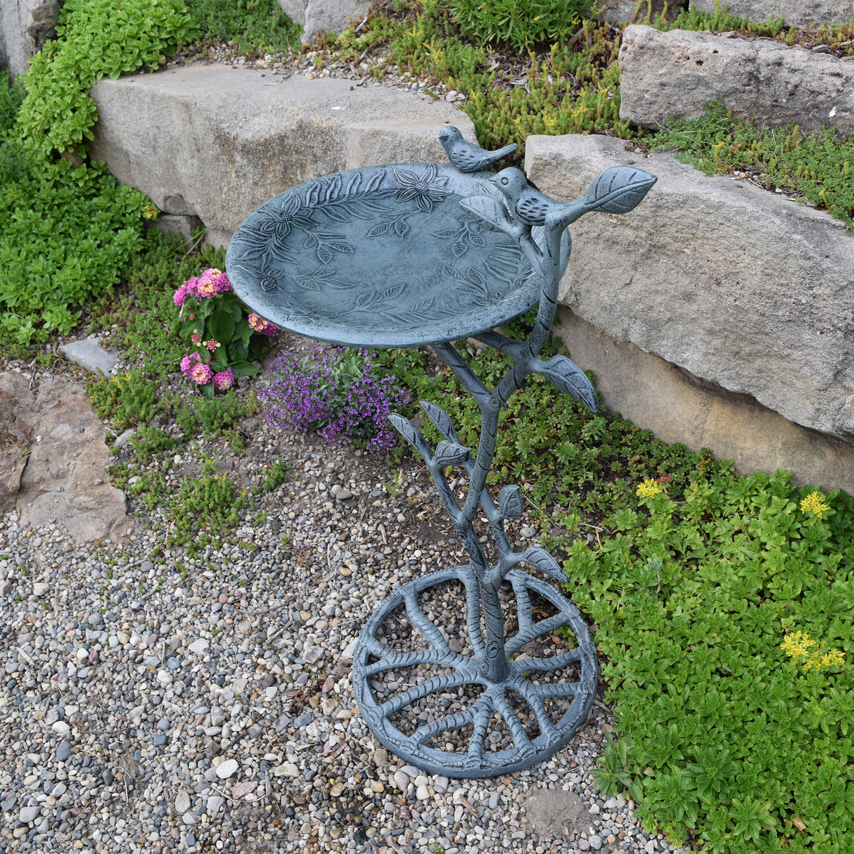 Cast Aluminum 33-in Metal Bird Bath with Branch and Two Birds