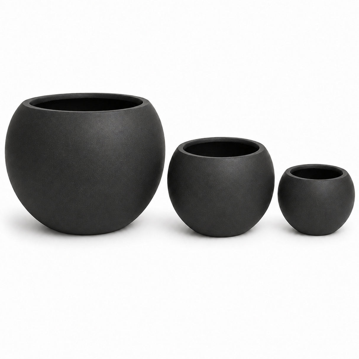 Set of 3 Smooth Round Polystone Indoor/Outdoor Planters, Black